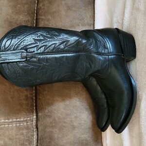 Nocona western boots 👢